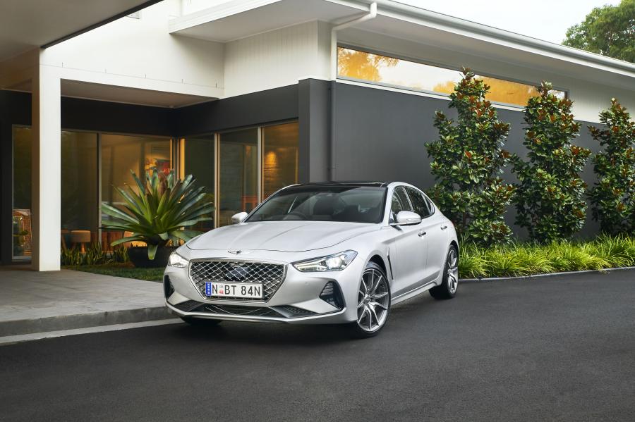  Genesis G70 2.0T 2019 года  (AU) (фото 3 из 8)